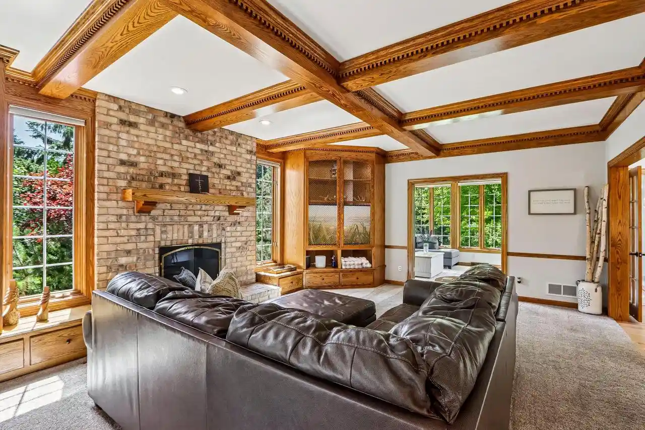 3rd image of W288N3341 Lost Creek Court Court, Pewaukee, WI 53072 | MLS# 1970073