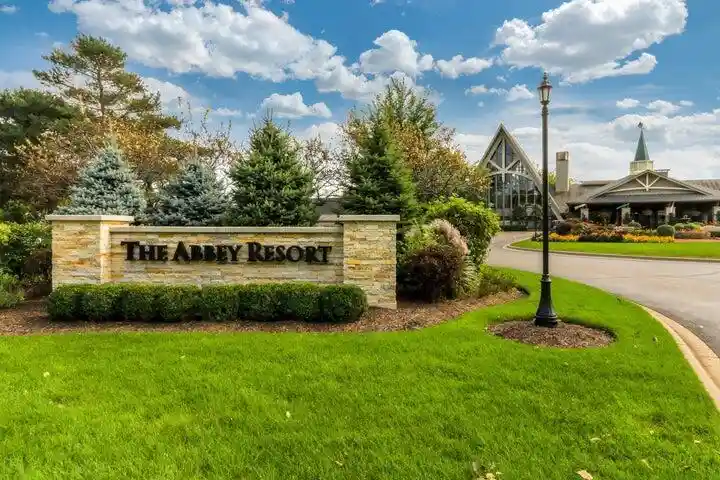 Homes for sale in Fontana, WI | 269 Fontana Boulevard Boulevard #2258, Fontana, WI 53125 | MLS# 1970083