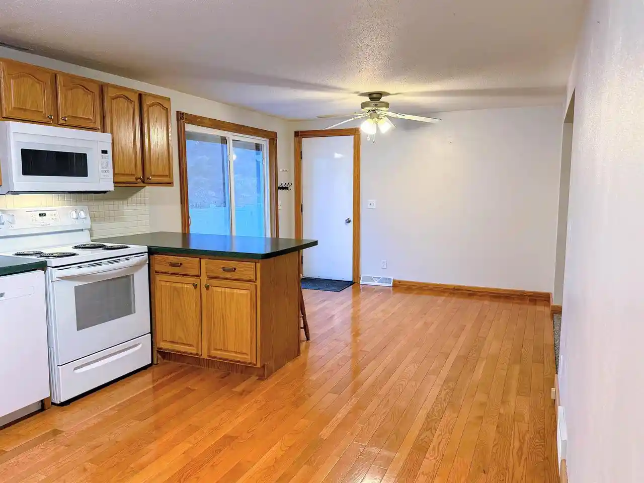 Homes for sale in Prairie Du Chien, WI | 1317 S 5th Street Street, Prairie Du Chien, WI 53821 | MLS# 2027282