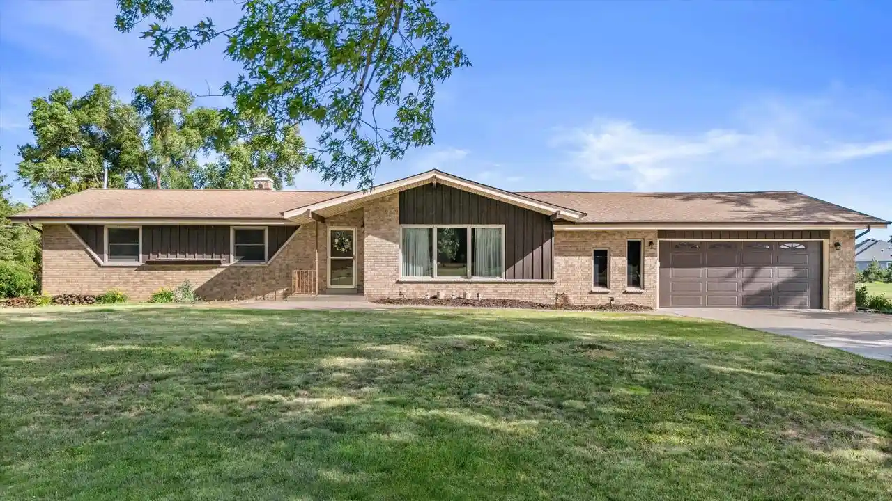 1st image of S93w22525 Henneberry Avenue Avenue, Big Bend, WI 53103 | MLS# 1970110
