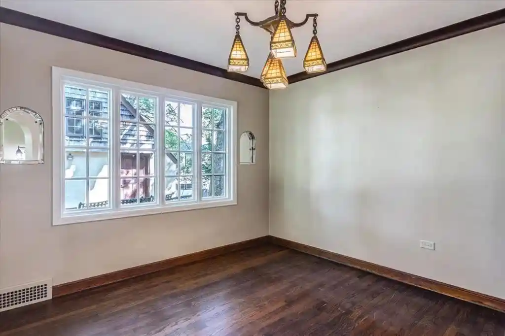4th image of 910 Oakwood Boulevard Boulevard, Menomonie, WI 54751 | MLS# 1602885
