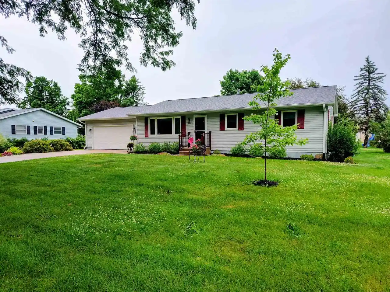 Homes for sale in Boscobel, WI | 903 East Bluff St Street Street, Boscobel, WI 53805 | MLS# 2027294