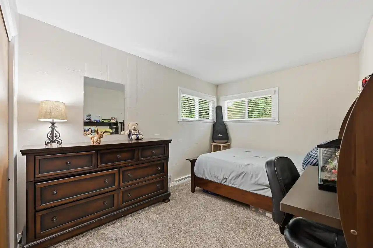 Photo 3 of Single family home for sale at 795 W Monrovia Avenue Avenue, Glendale, WI 53217 | MLS# 1970120 | Listing updated on 2026-09-17