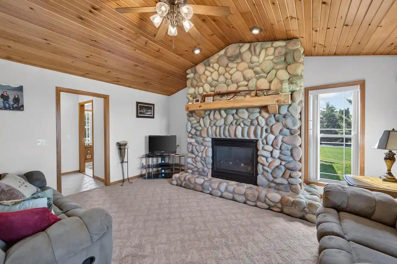 Photo 2 of Single family home for sale at N7795 Panorama Road Road, Belleville, WI 53508 | MLS# 2027303 | Listing updated on 2026-09-18