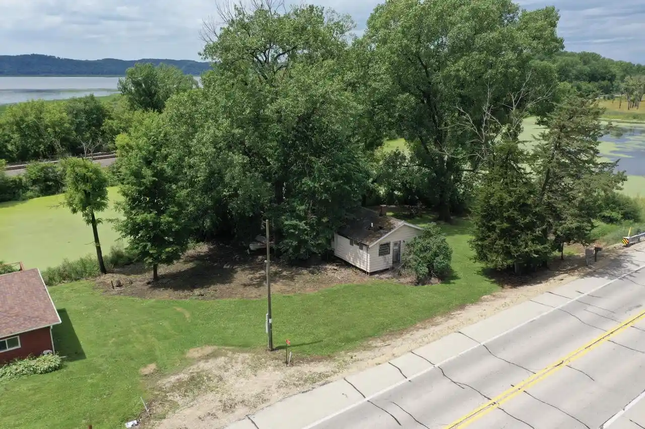 Homes for sale in Ferryville, WI | 15917 State Hwy 35, Ferryville, WI 54628 | MLS# 1970167