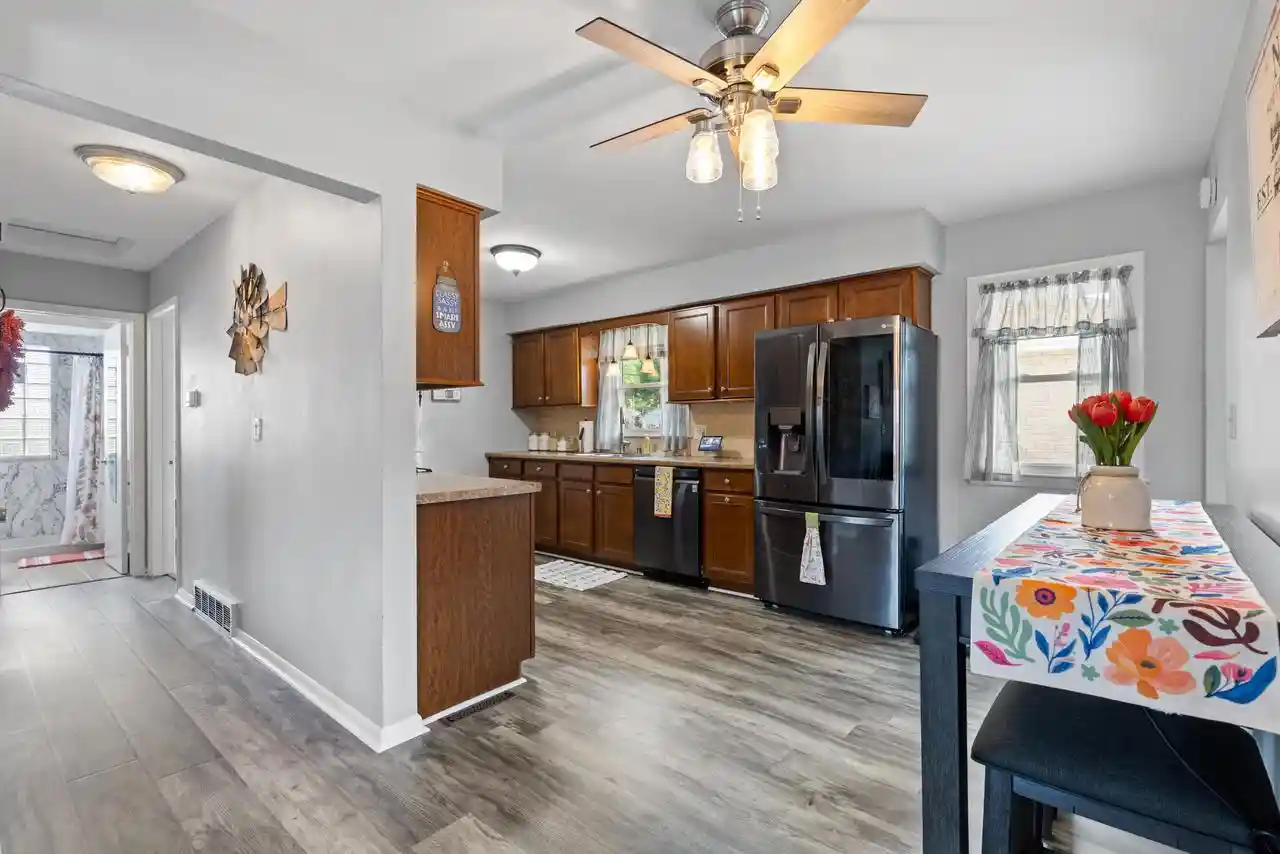 Homes for sale in South Milwaukee, WI | 518 Williams Avenue Avenue, South Milwaukee, WI 53172 | MLS# 1970176