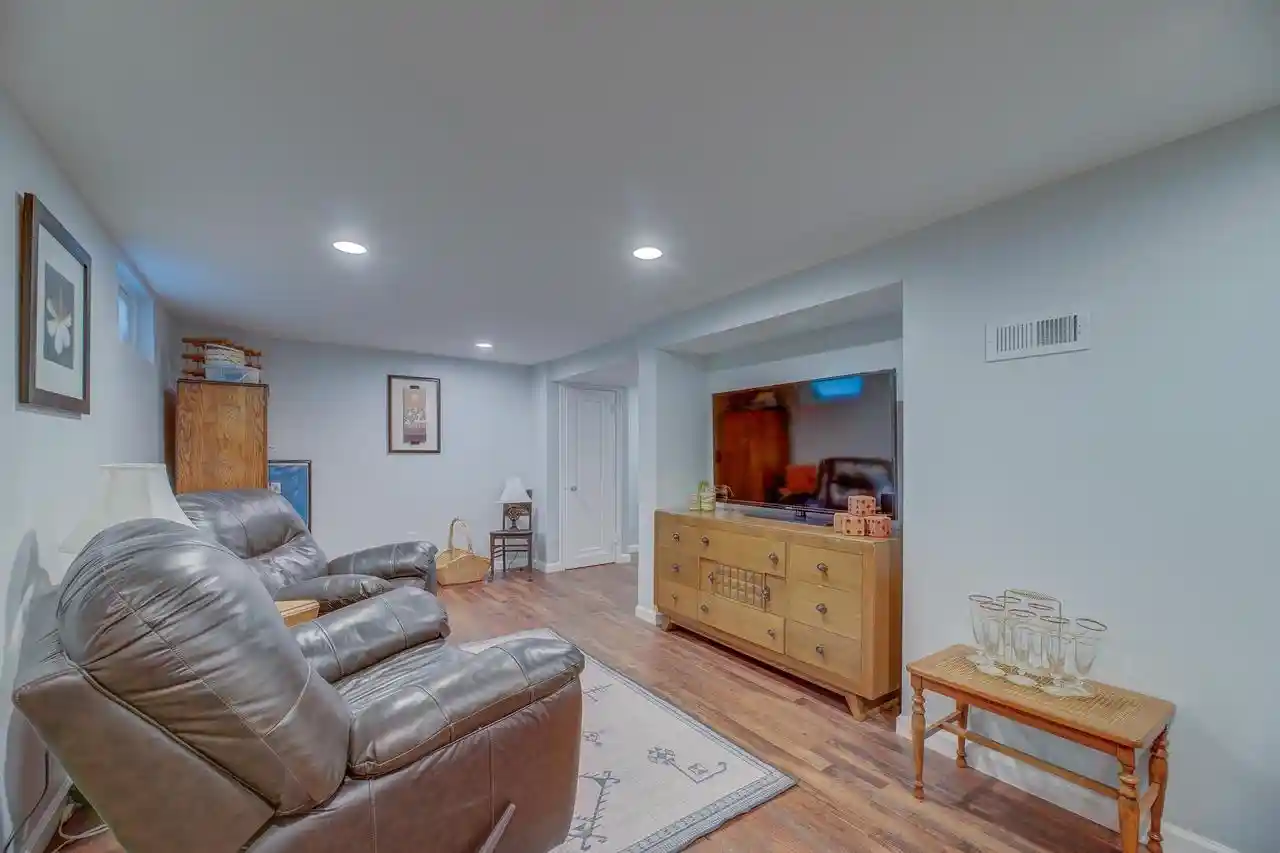 4th image of 1661 Indian Road Road, Beloit, WI 53511 | MLS# 2027327