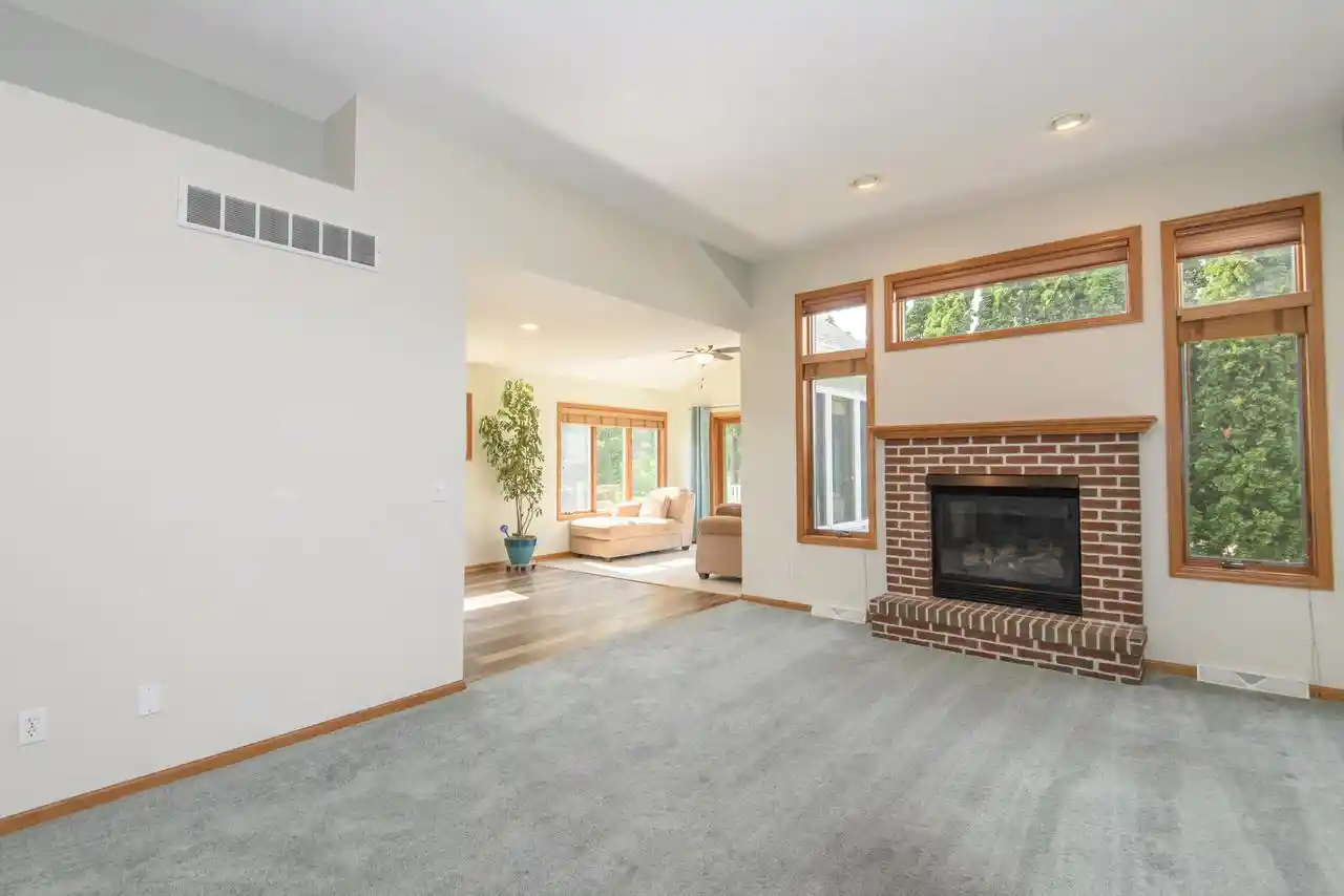 35th image of 1610 E Kyle Lane Lane #28, Beloit, WI 53511 | MLS# 1970197