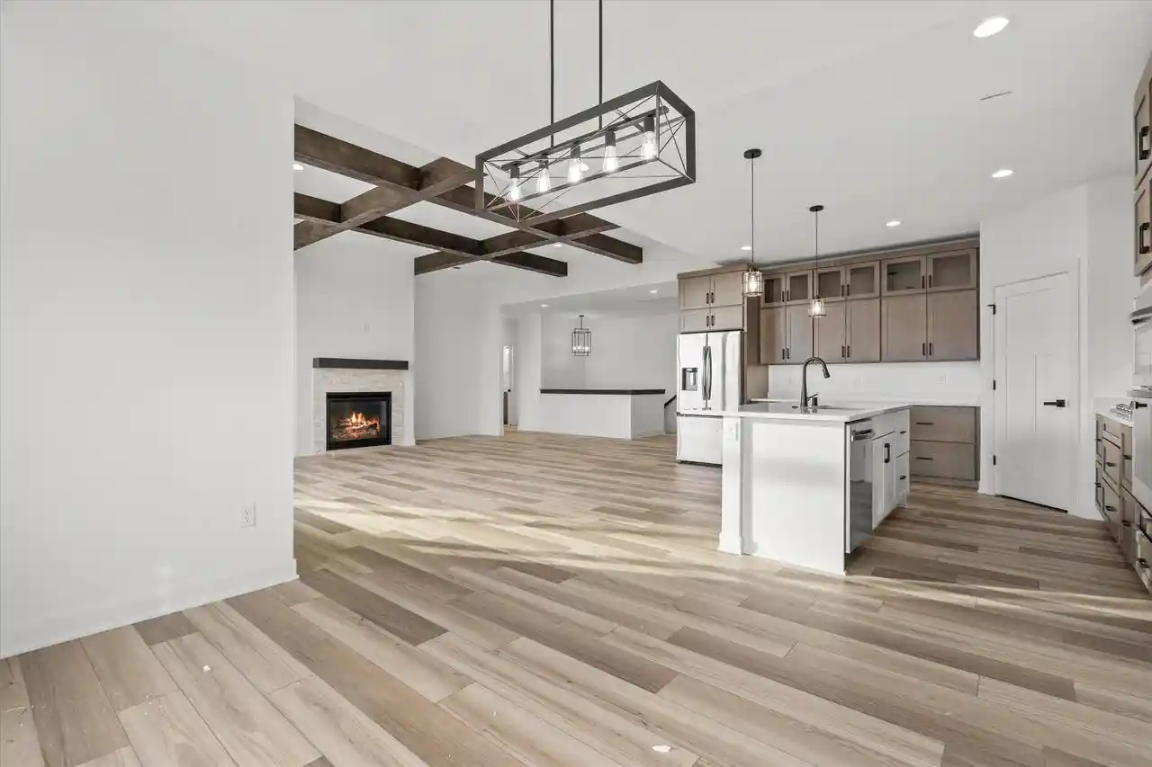 4th image of N66W20955 Sweet Clover Dr Dr, Menomonee Falls, WI 53051 | MLS# 1970209
