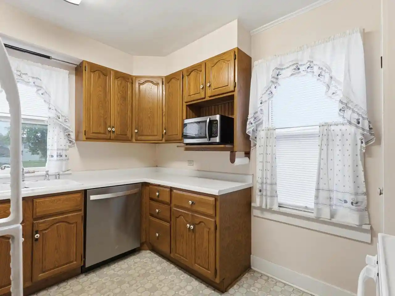 Photo 4 of Single family home for sale at 1209 S 11Th Street Street, Manitowoc, WI 54220 | MLS# 1970218 | Listing updated on 2026-09-05