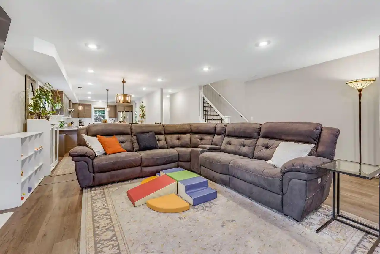 2nd image of 3733 E Birchwood Avenue Avenue, Cudahy, WI 53110 | MLS# 1970222