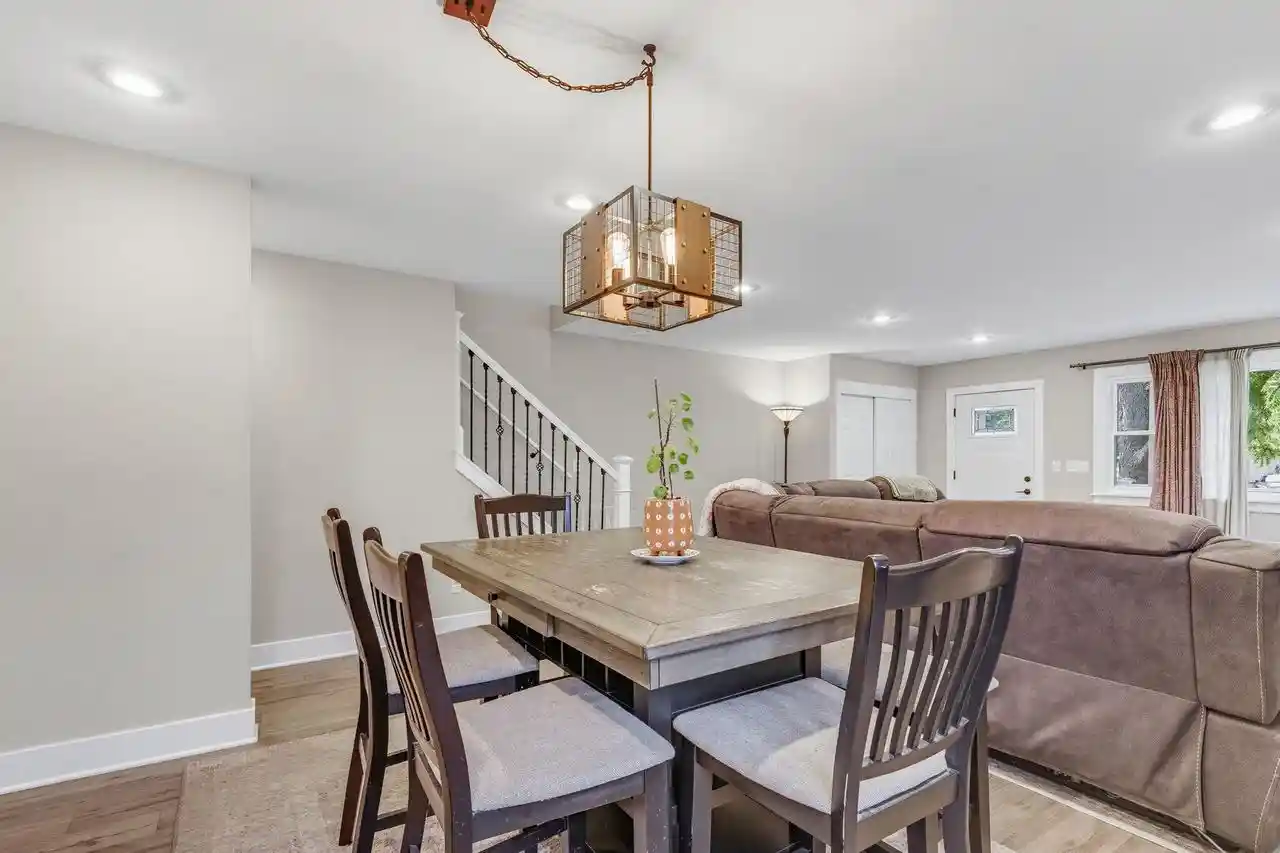 3rd image of 3733 E Birchwood Avenue Avenue, Cudahy, WI 53110 | MLS# 1970222
