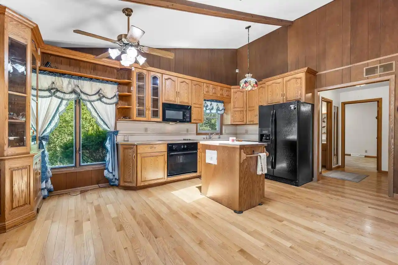 5th image of 4786 Riverview Dr Dr, Hubertus, WI 53033 | MLS# 1970228
