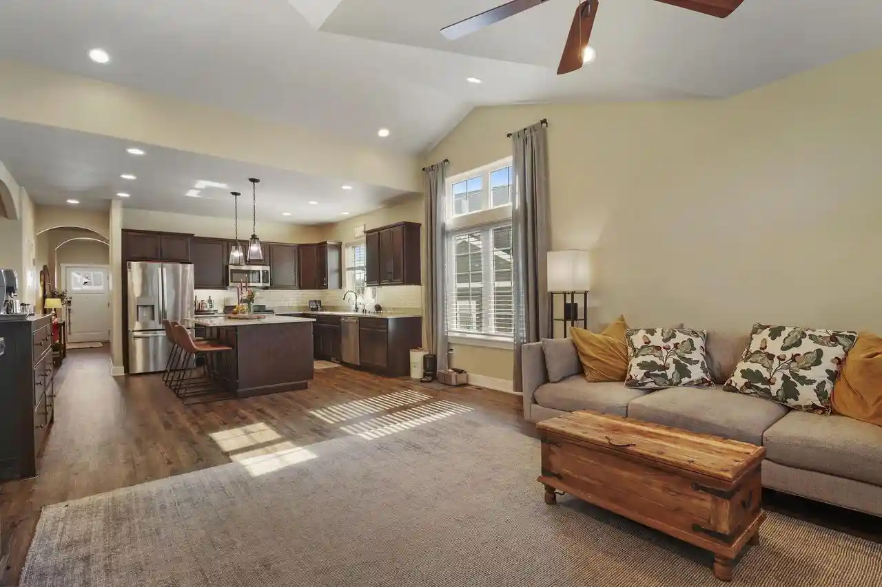 4th image of 4753 S Cottage Lane Lane, Pleasant Prairie, WI 53158 | MLS# 1970229