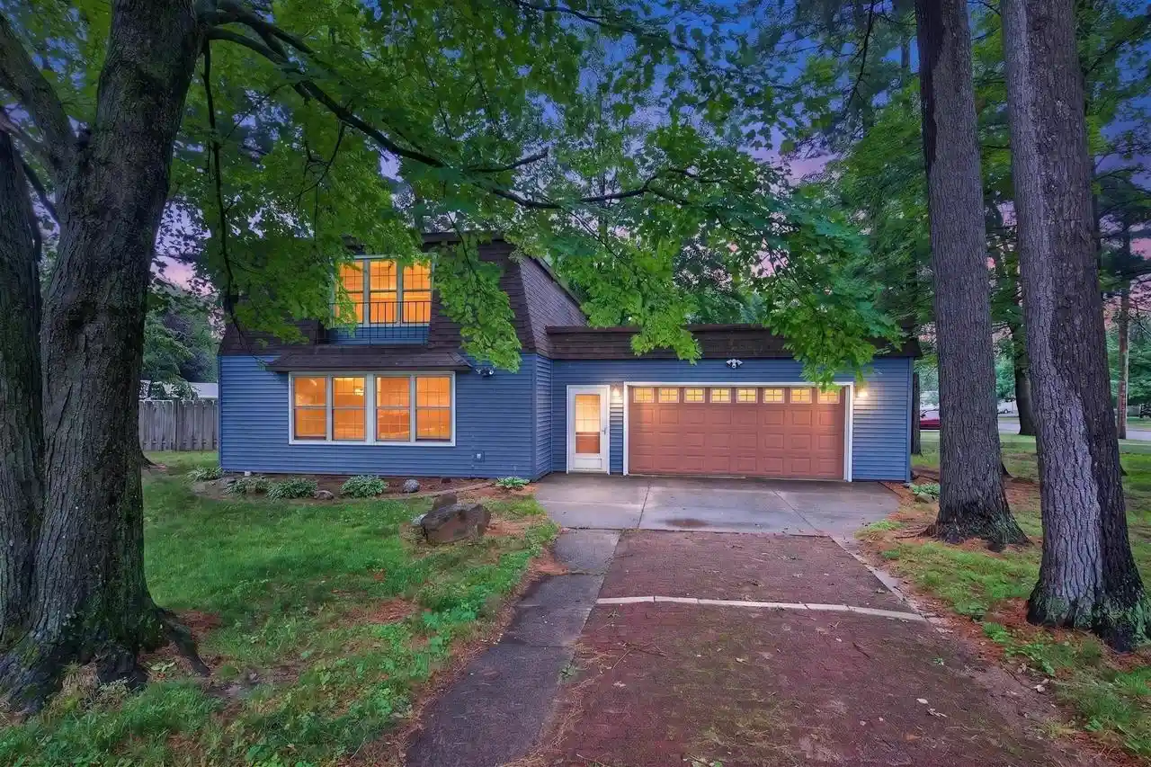 1st image of 3051 Shady Lane Lane, Wisconsin Rapids, WI 54494 | MLS# 22603090
