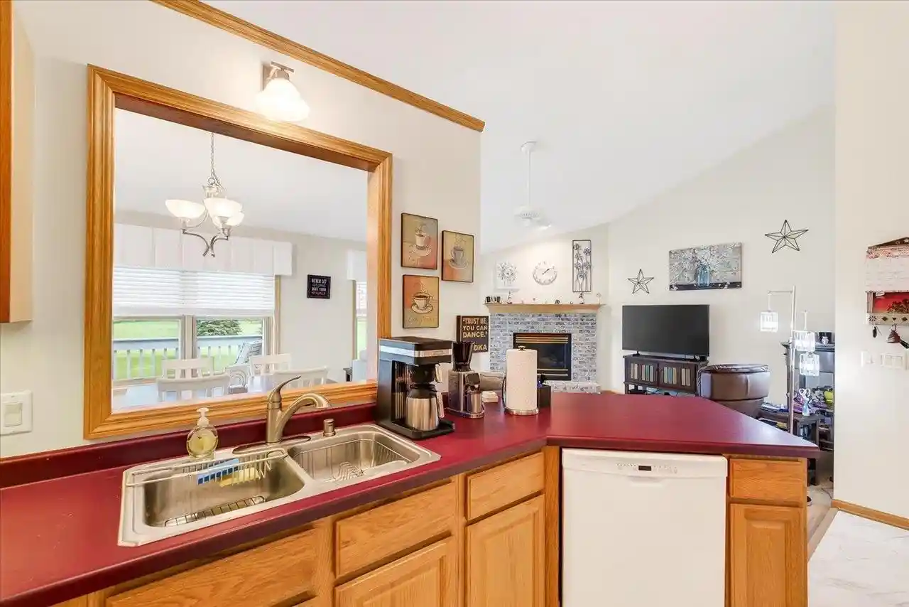 3rd image of 358 Concord Dr Dr, Oregon, WI 53575 | MLS# 2027361
