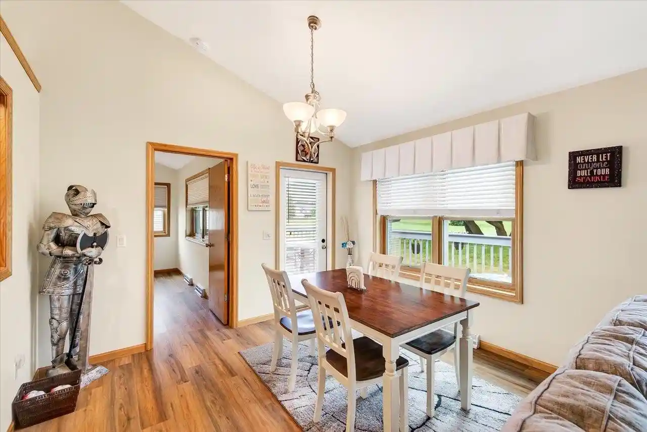 4th image of 358 Concord Dr Dr, Oregon, WI 53575 | MLS# 2027361