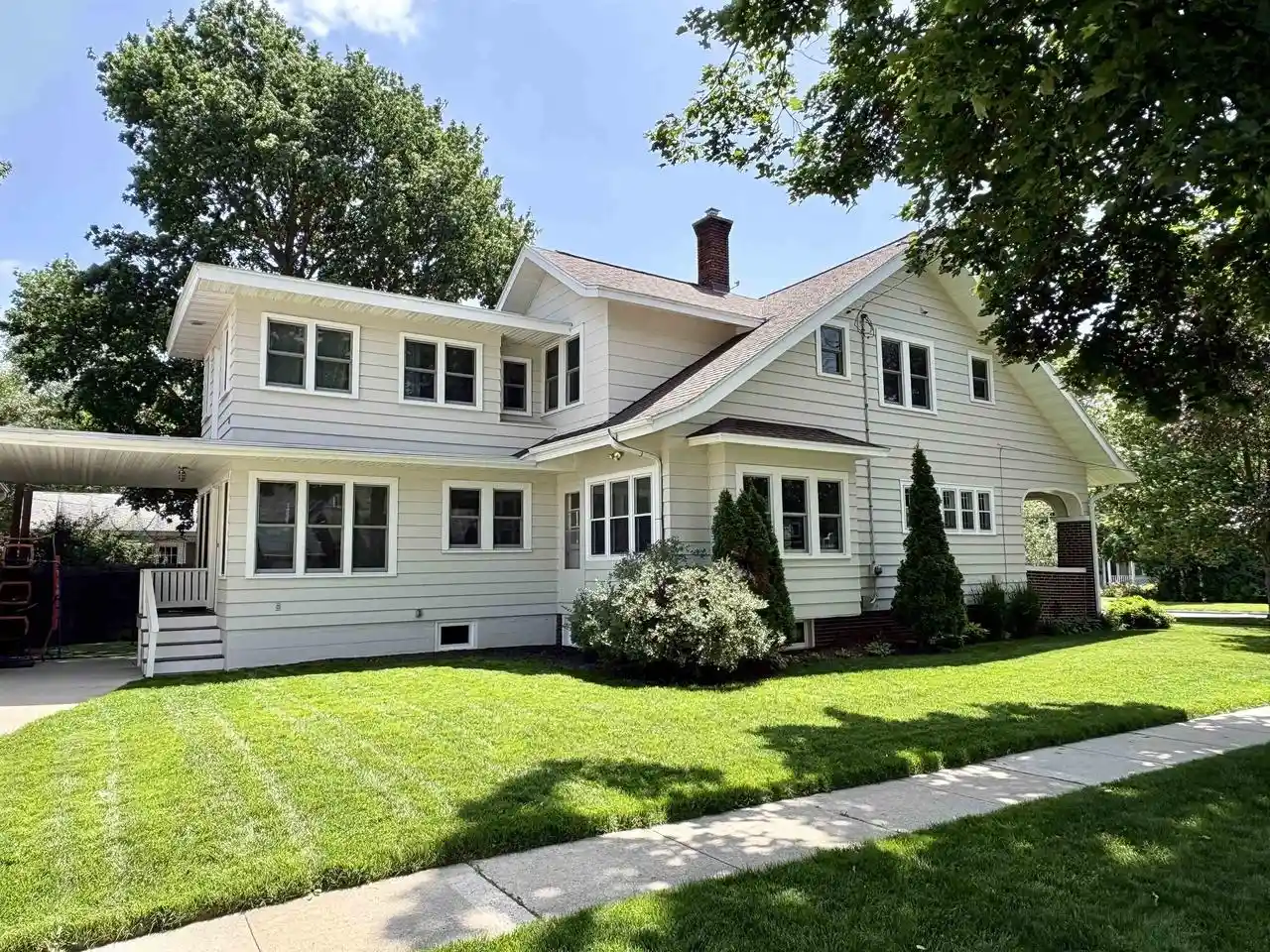 3rd image of 7226 Hubbard Avenue Avenue, Middleton, WI 53562 | MLS# 2027365