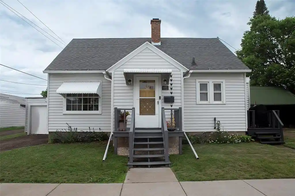 Homes for sale in Bloomer, WI | 1111 16th Avenue Avenue, Bloomer, WI 54724 | MLS# 1602550