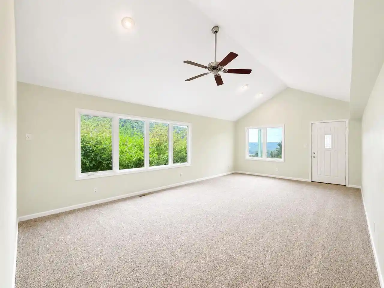4th image of 495 North Street Street, Fountain City, WI 54629 | MLS# 1970240
