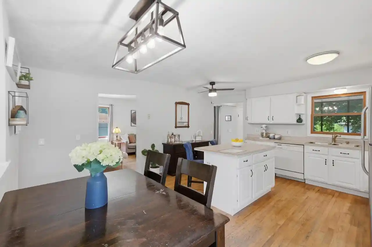 5th image of 4717 Leo Dr Dr, Madison, WI 53716 | MLS# 2027368