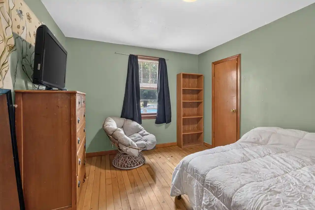 Photo 3 of Sale Pending at 301 Burns Street Street, Marinette, WI 54143 | MLS# 50328537 | Listing updated on 2026-08-02