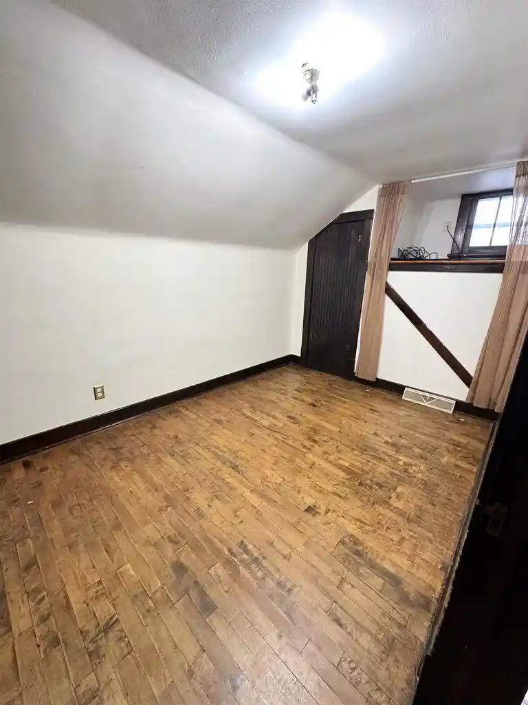 Homes for sale in Menominee, MI | 1704 13Th Avenue Avenue, Menominee, MI 49858 | MLS# 50328544