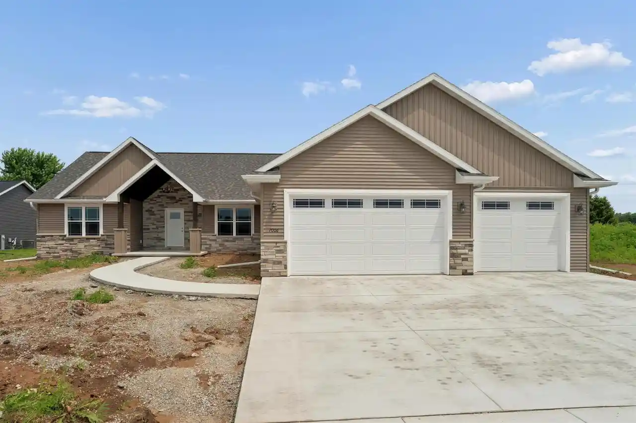 Homes for sale in Greenville, WI | W7006 Vanessa Lane Lane, Greenville, WI 54942 | MLS# 50328554