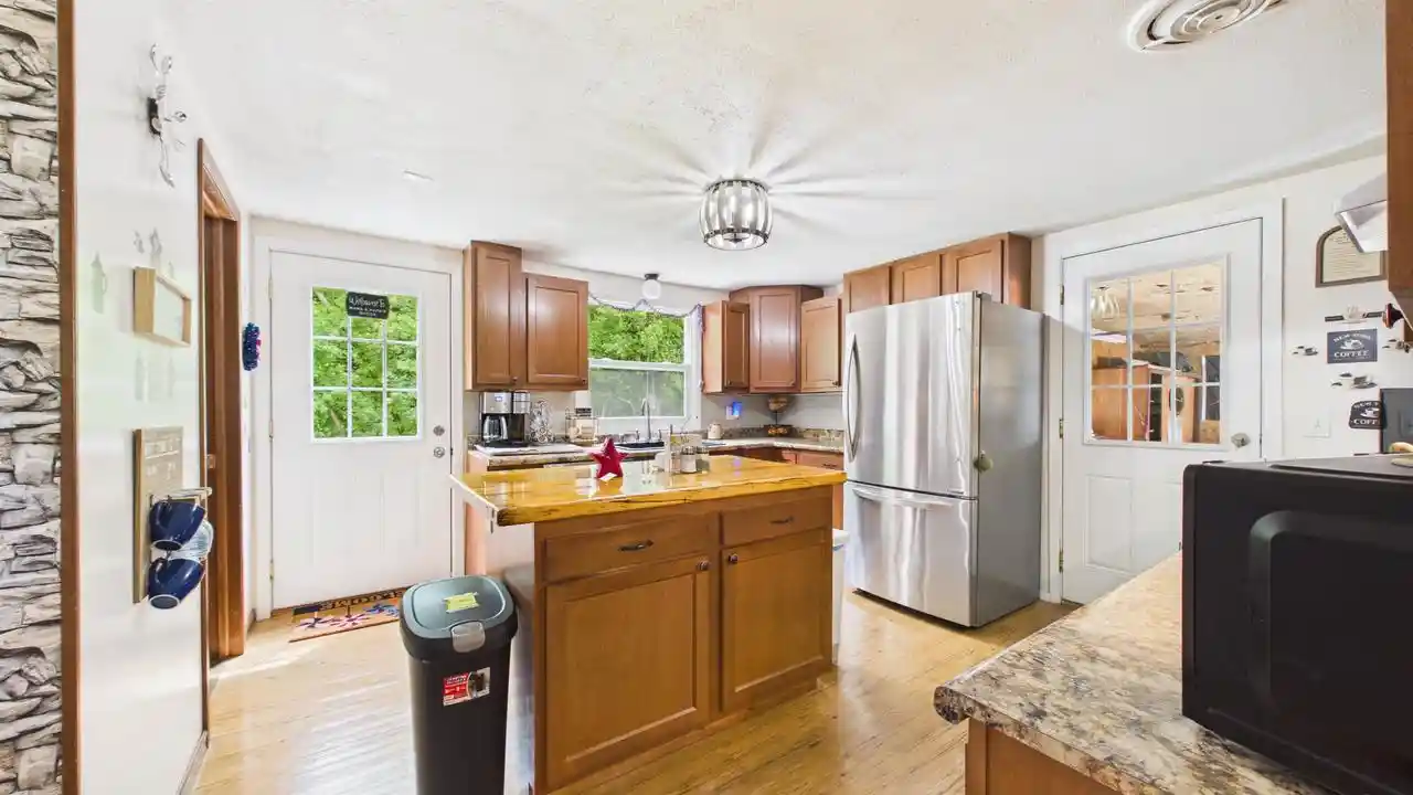 Photo 3 of Single family home for sale at 4020 N Ballard Road Road, Appleton, WI 54913 | MLS# 50328557 | Listing updated on 2026-09-14