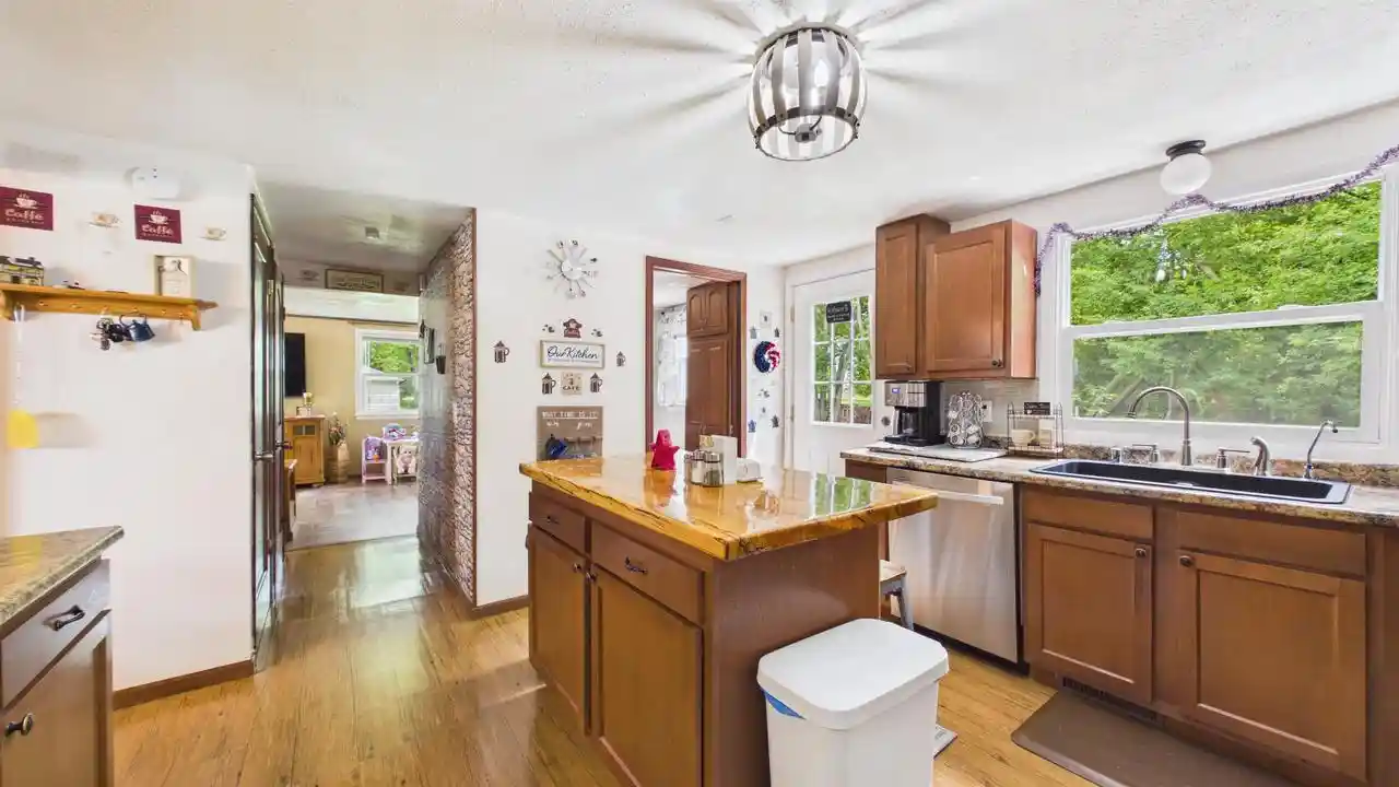 Photo 4 of Single family home for sale at 4020 N Ballard Road Road, Appleton, WI 54913 | MLS# 50328557 | Listing updated on 2026-09-14