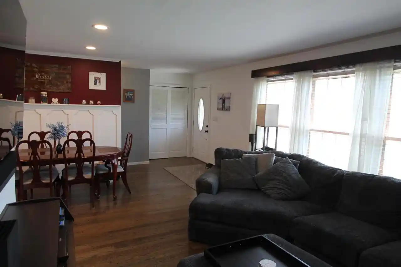 2nd image of 7985 59th Street Street, Franklin, WI 53132 | MLS# 1970271