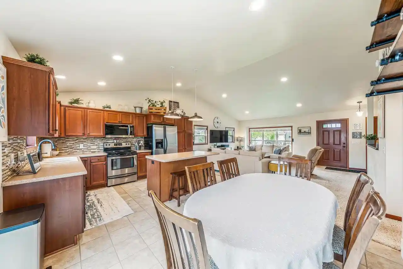 2nd image of 2315 Meadow Flower Court Court, Neenah, WI 54956 | MLS# 50328568