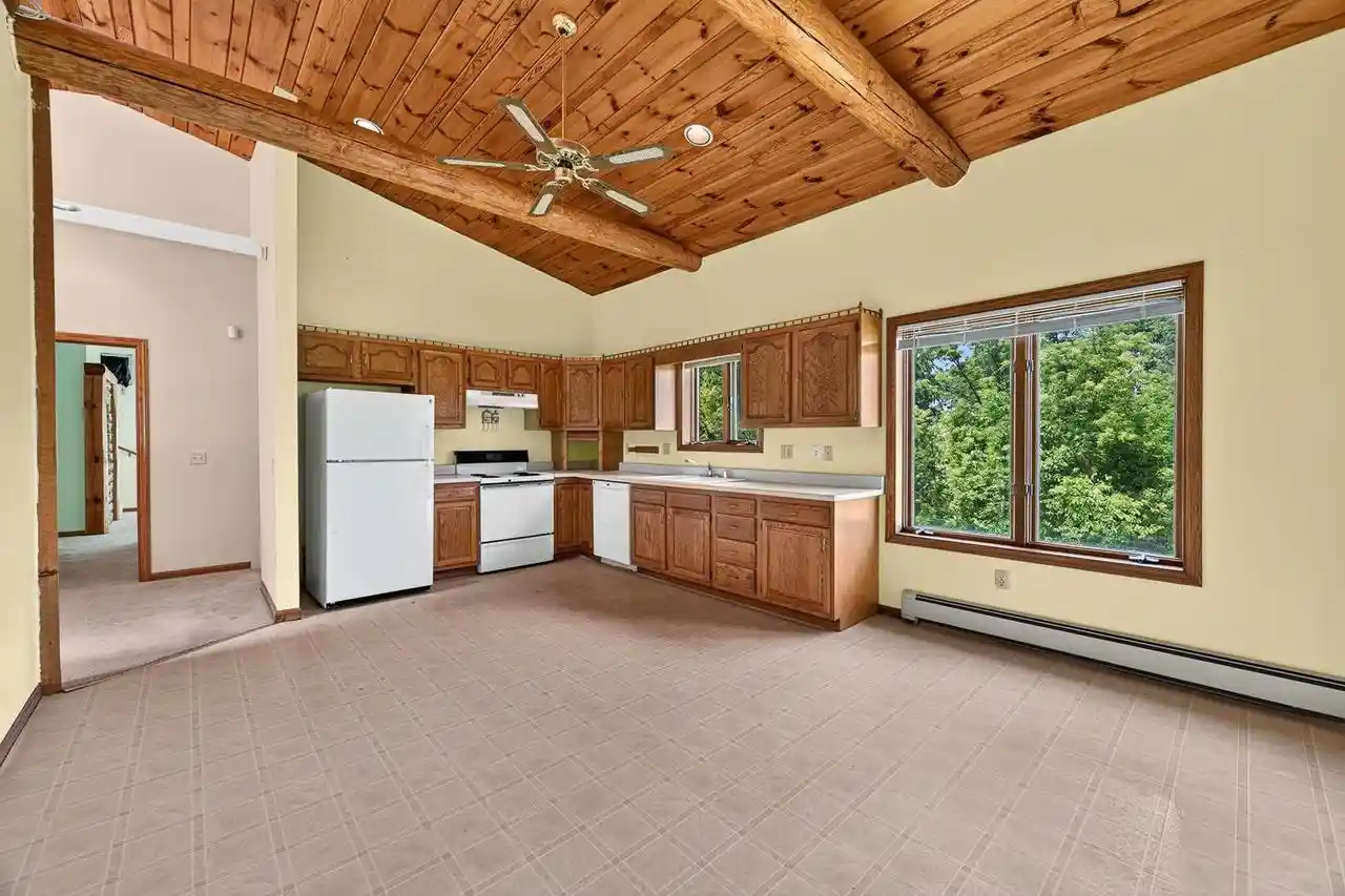 2nd image of 847 County Road Jg, Mount Horeb, WI 53572 | MLS# 2027391