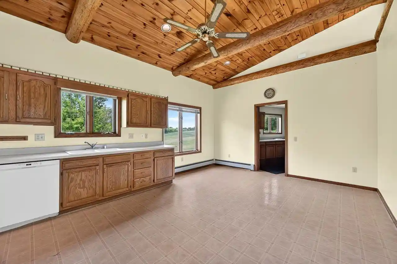 3rd image of 847 County Road Jg, Mount Horeb, WI 53572 | MLS# 2027391