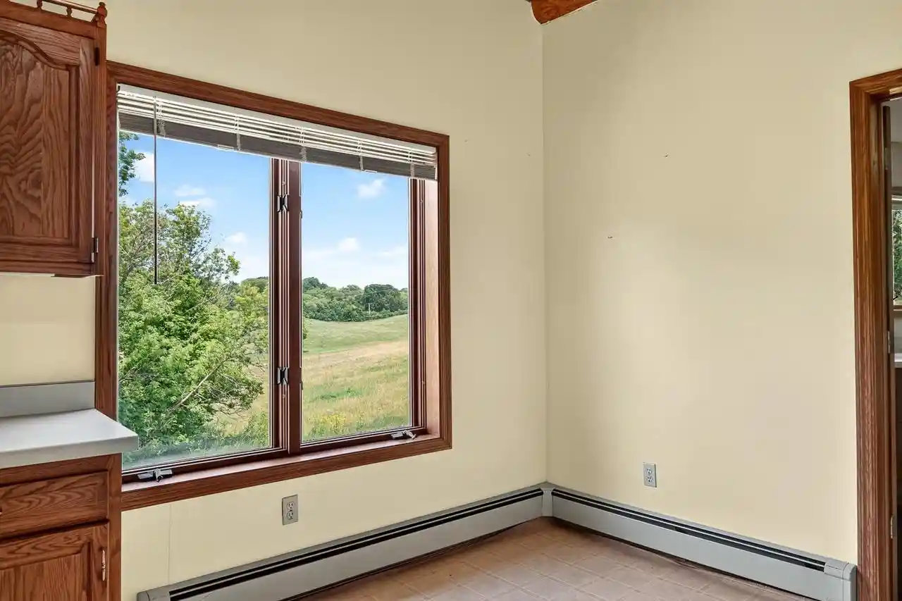 4th image of 847 County Road Jg, Mount Horeb, WI 53572 | MLS# 2027391