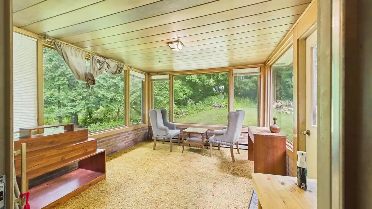 Photo 3 of Single family home for sale at 2450 Brenner Pl Pl, Green Bay, WI 54301 | MLS# 50328560 | Listing updated on 2026-09-14
