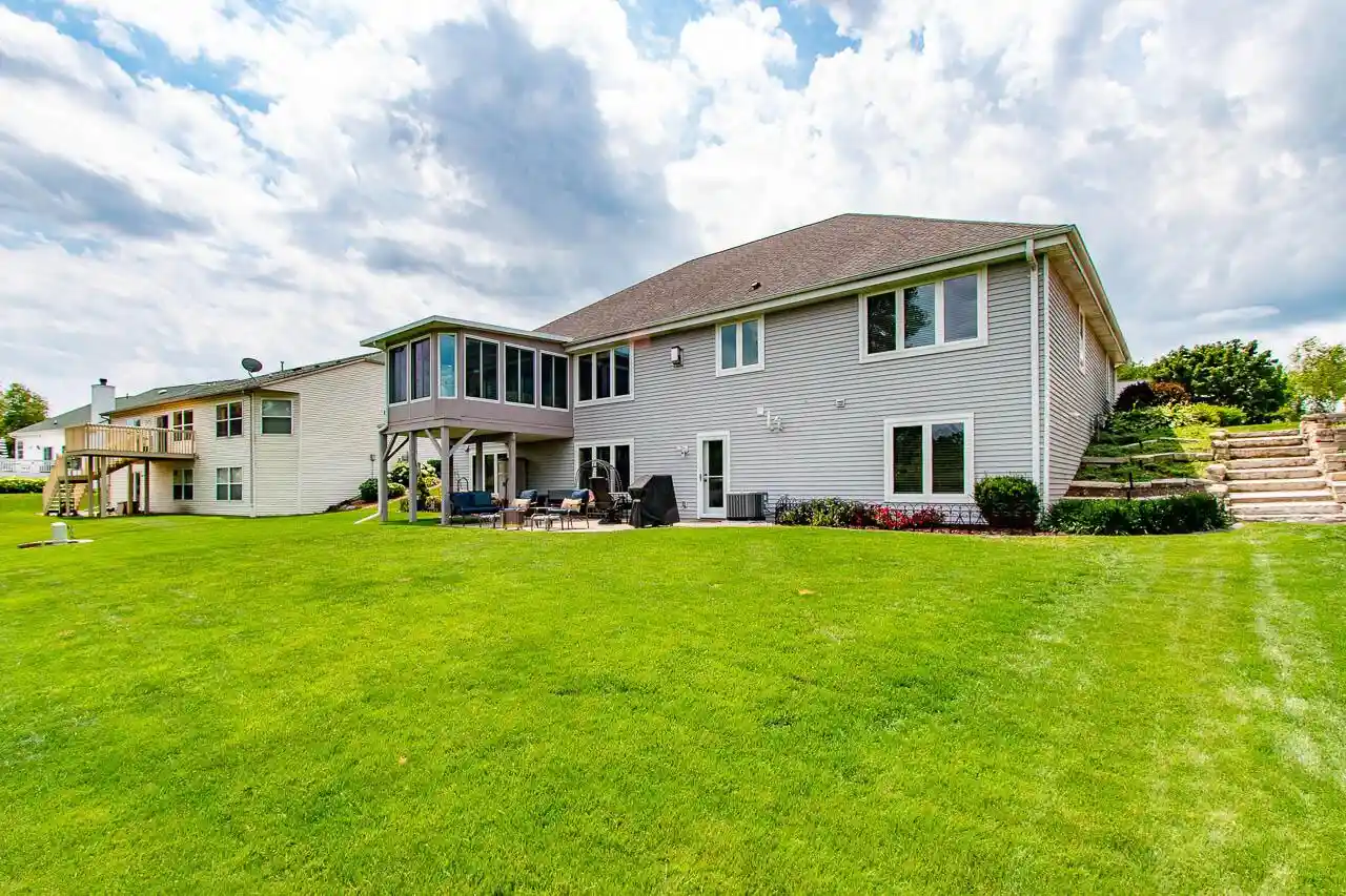 41st image of 8160 S Lakeview Dr Dr, Franklin, WI 53132 | MLS# 1970294