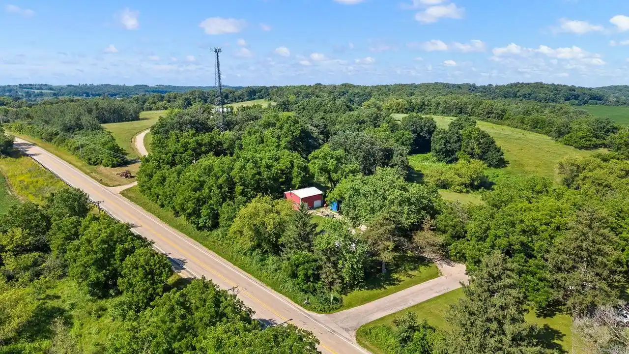 Homes for sale in Verona, WI | 3047 E Station Road Road, Verona, WI 53593 | MLS# 2027407