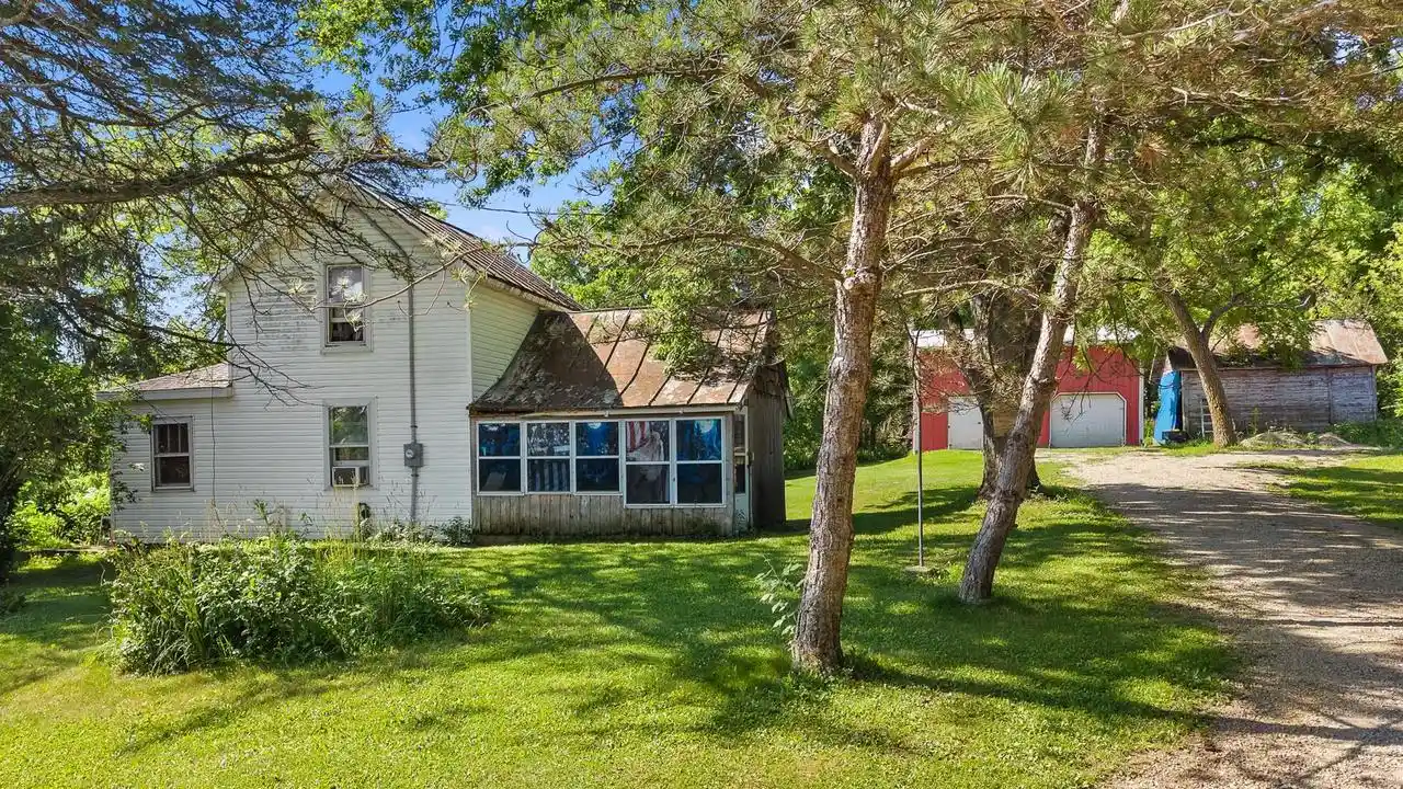 Homes for sale in Verona, WI | 3047 E Station Road Road, Verona, WI 53593 | MLS# 2027407