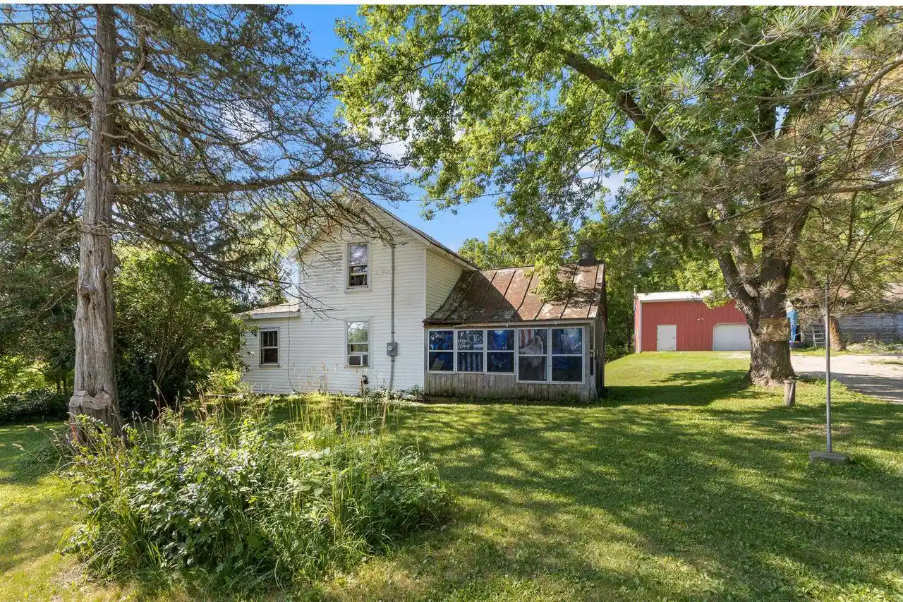Homes for sale in Verona, WI | 3047 E Station Road Road, Verona, WI 53593 | MLS# 2027407