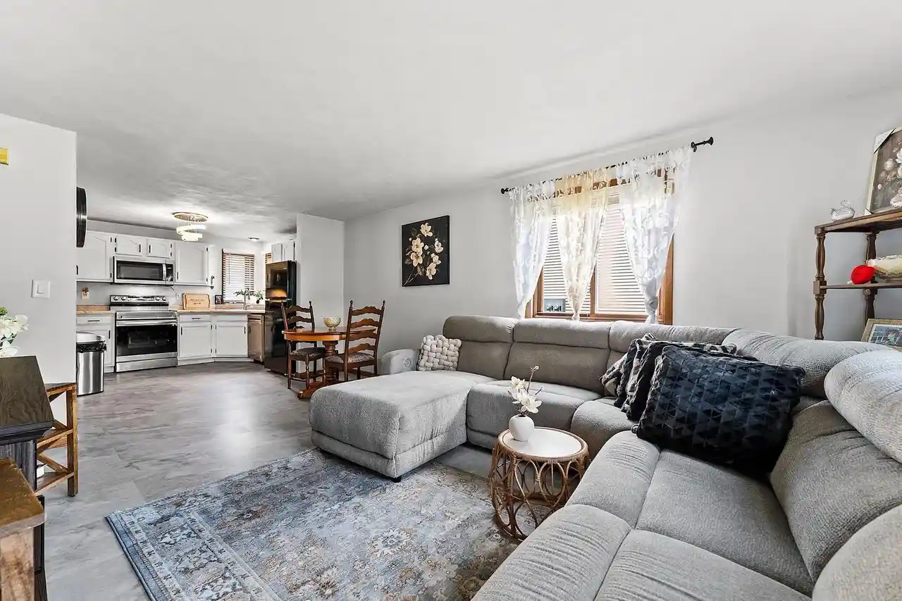 Photo 3 of Condo for sale at 2529 Fond Du Lac Road Road, Oshkosh, WI 54902 | MLS# 50328578 | Listing updated on 2026-08-11