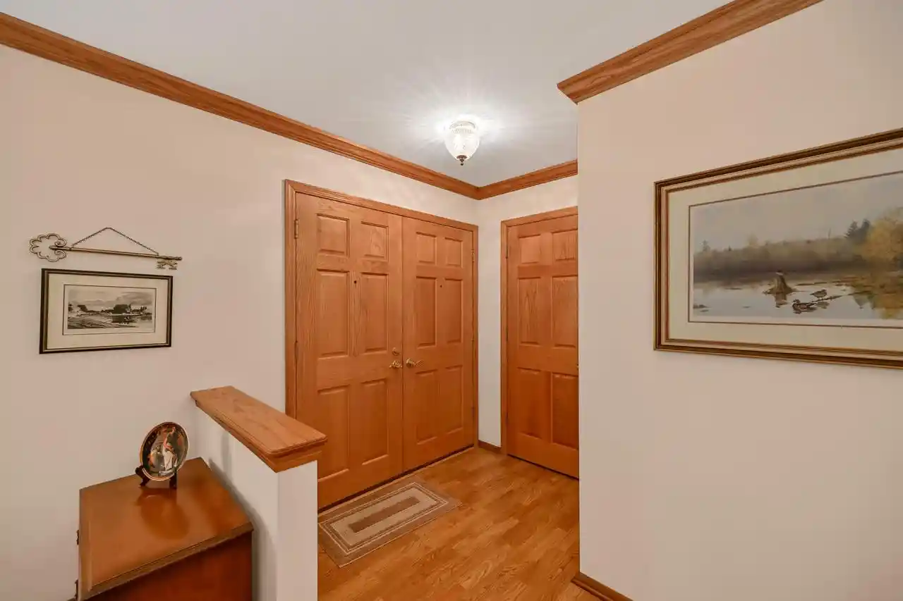 3rd image of 4185 Imperial Dr Dr, Brookfield, WI 53045 | MLS# 1970303