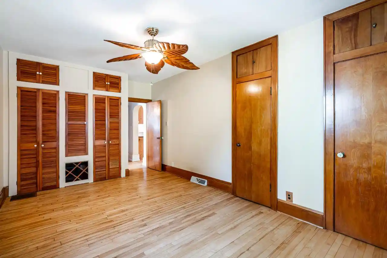 Homes for sale in Wauwatosa, WI | 6835 Auburn Avenue Avenue, Wauwatosa, WI 53213 | MLS# 1970311