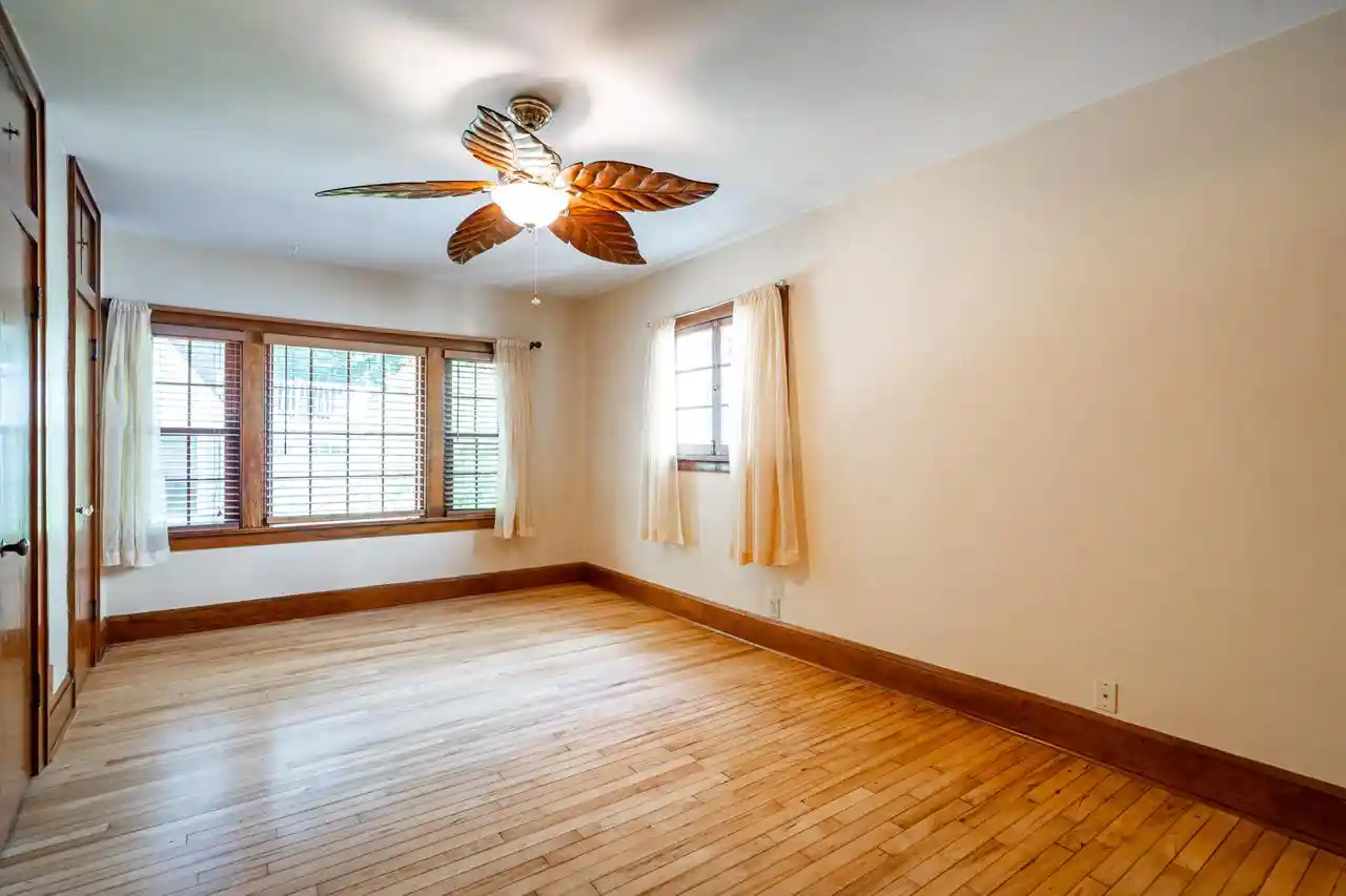 Homes for sale in Wauwatosa, WI | 6835 Auburn Avenue Avenue, Wauwatosa, WI 53213 | MLS# 1970311