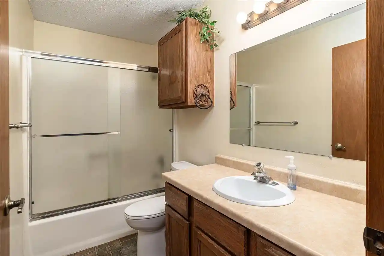 17th image of 705 14th Street S Street S, La Crescent, MN 55947 | MLS# 1970315