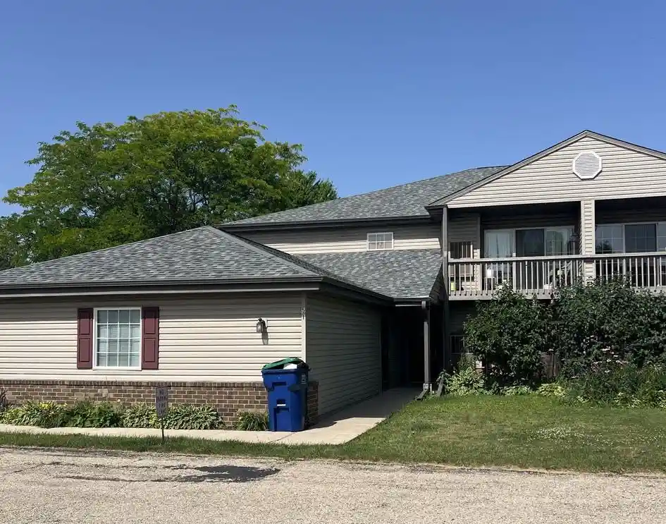 Homes for sale in Horicon, WI | 705 Horicon Street Street #UNIT 1, Horicon, WI 53032 | MLS# 50328606