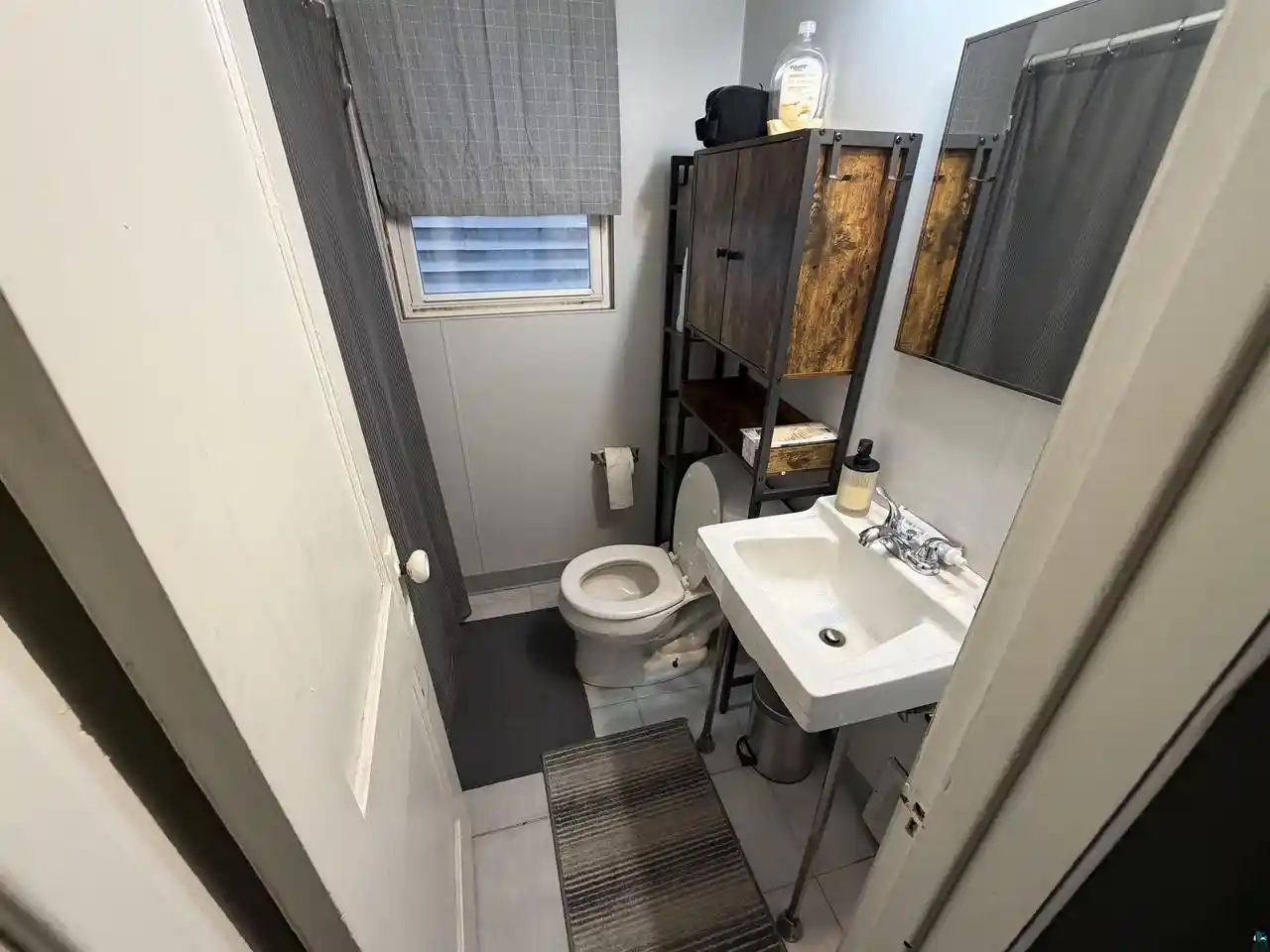 3rd image of 2009 Hughitt Ave Ave, Superior, WI 54880 | MLS# 6126578
