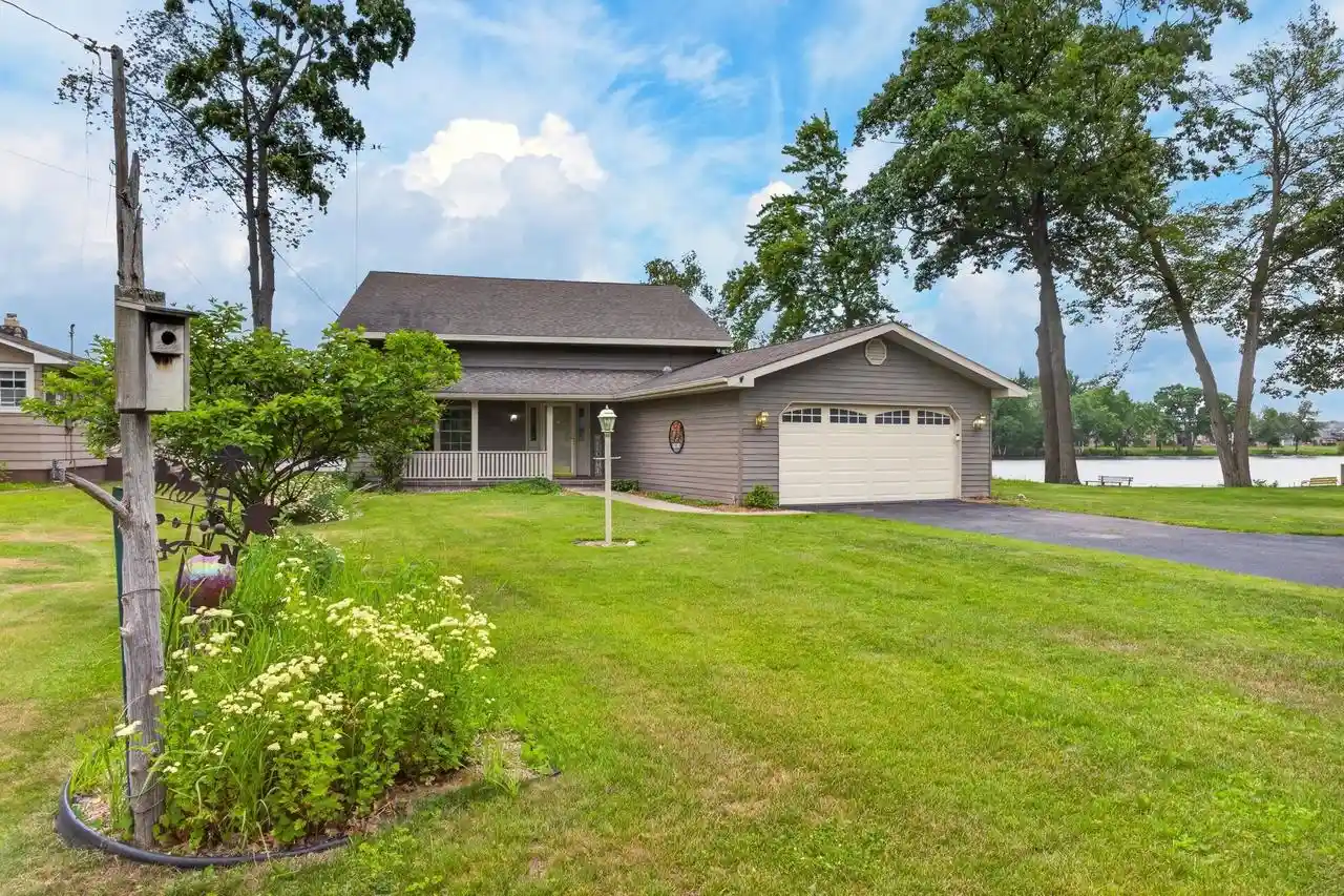 5th image of 530 E Park Dr Dr, Peshtigo, WI 54157 | MLS# 50328608