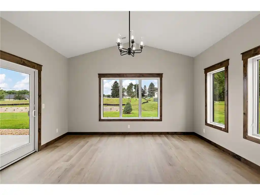 4th image of 1043 Legend Lane Lane, River Falls, WI 54022 | MLS# 7104266