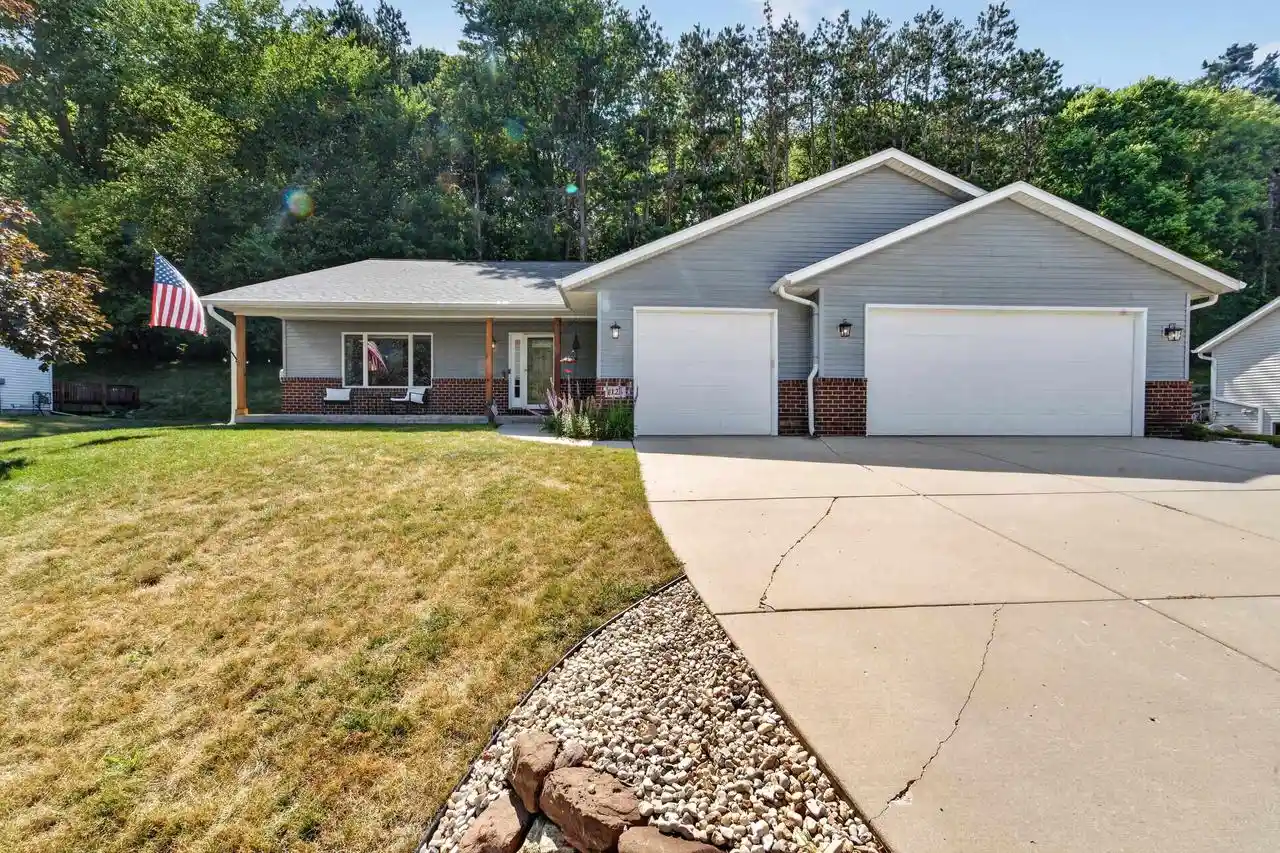 1st image of 1125 Gils Way Way, Cross Plains, WI 53528 | MLS# 2027431